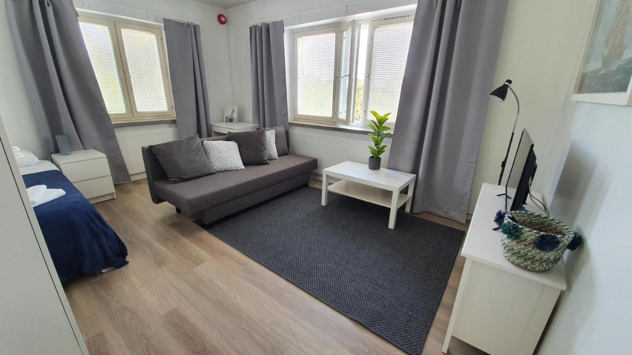 Gasthaus Vanha-Merivartioasema Kotka Bagian luar foto