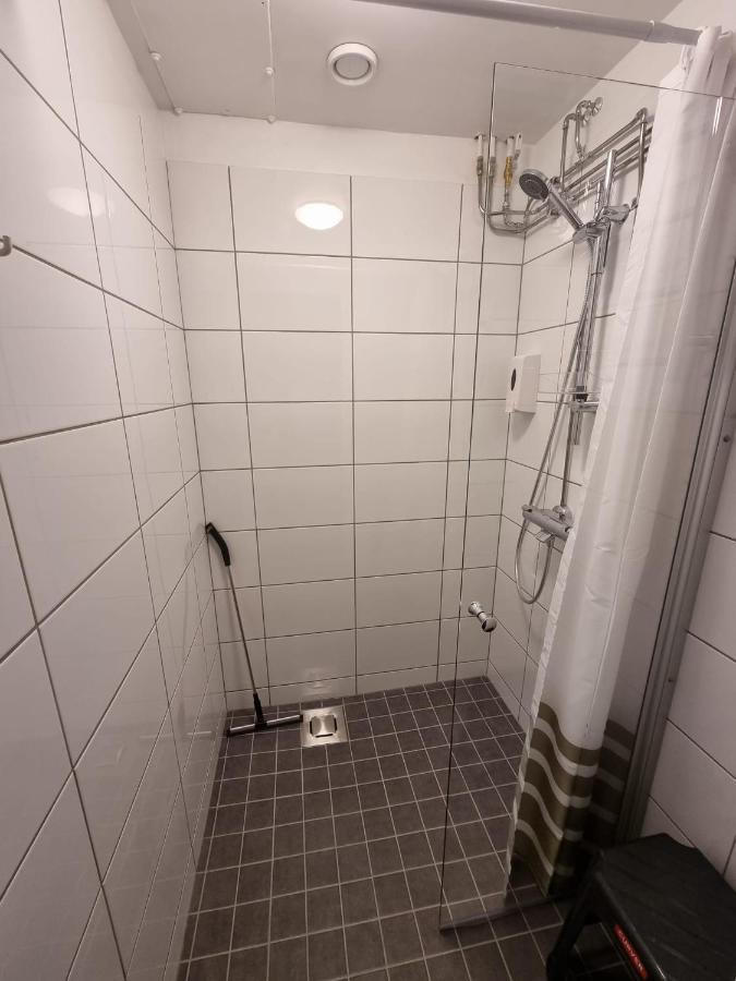Gasthaus Vanha-Merivartioasema Kotka Bagian luar foto