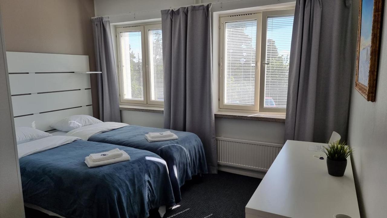 Gasthaus Vanha-Merivartioasema Kotka Bagian luar foto