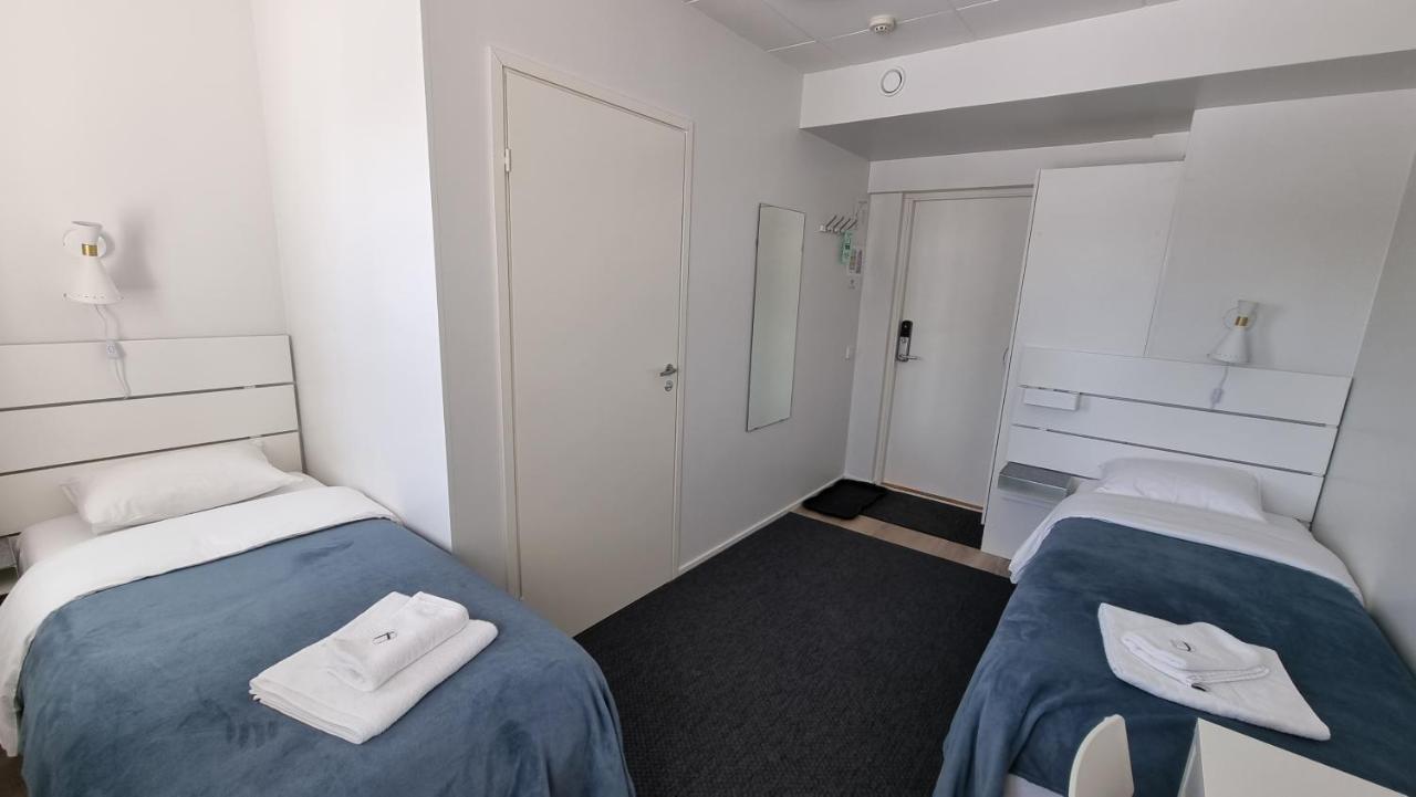 Gasthaus Vanha-Merivartioasema Kotka Bagian luar foto